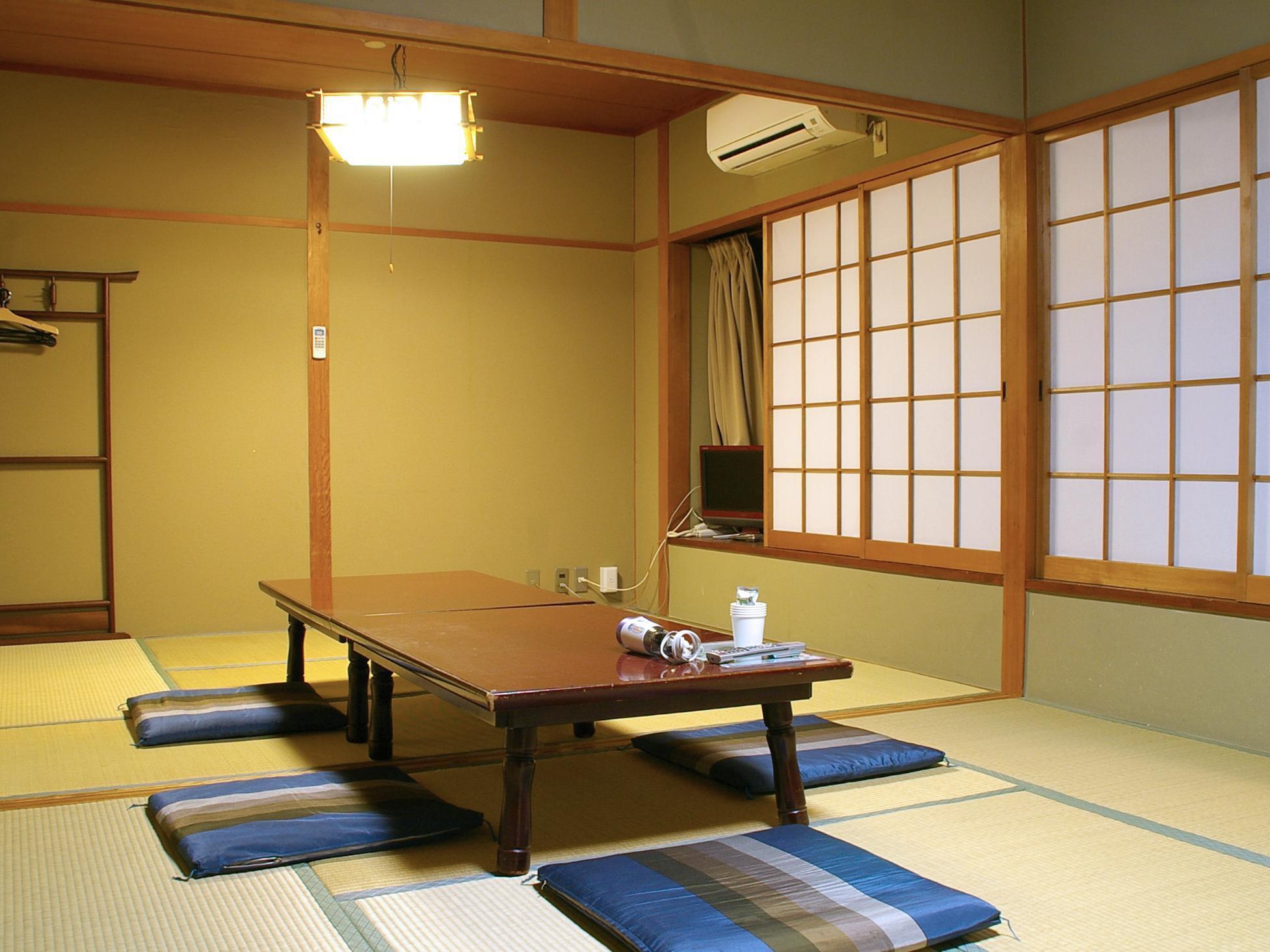 Yamabe Hotel Tenri Buitenkant foto