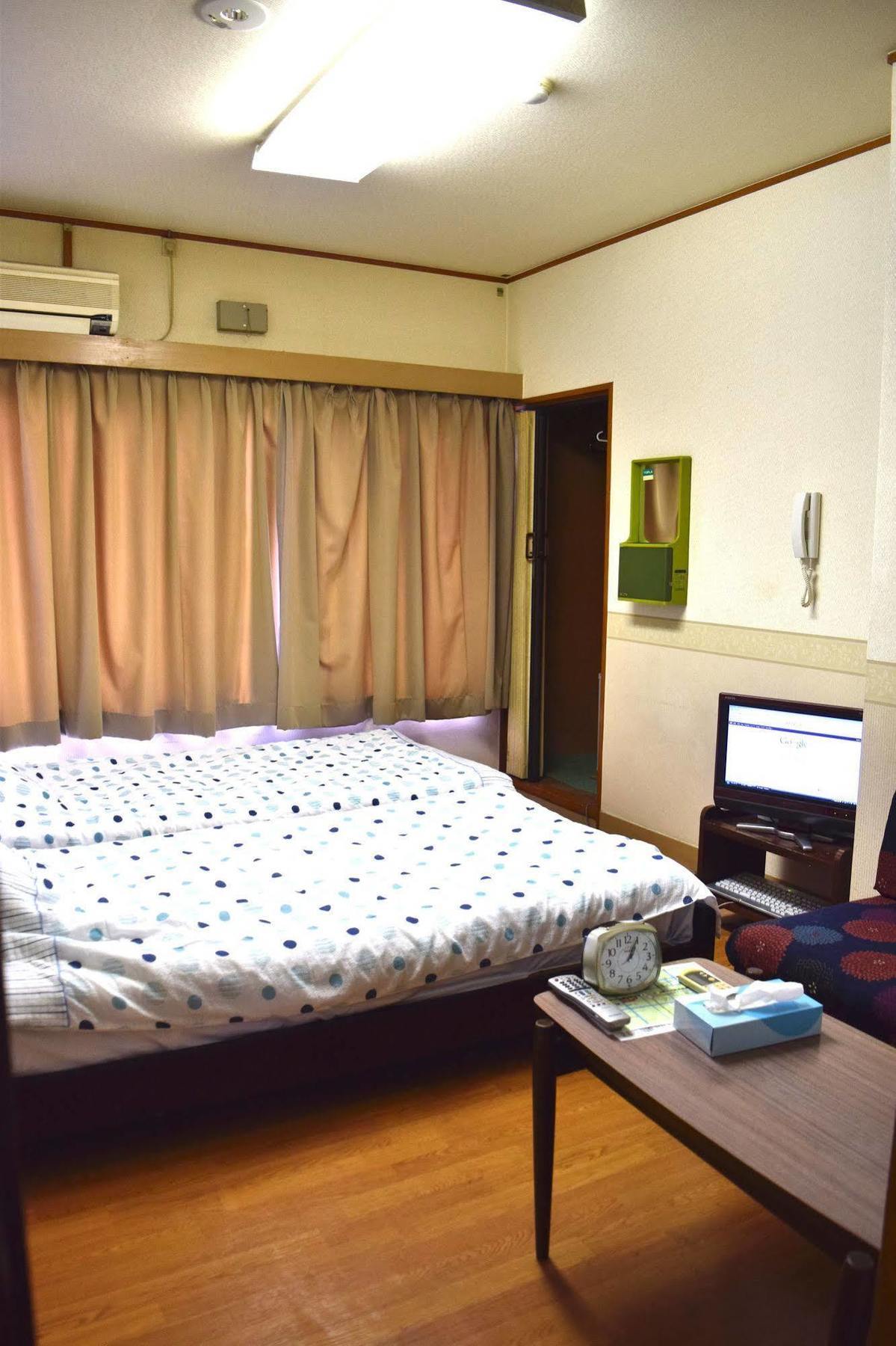 Yamabe Hotel Tenri Buitenkant foto